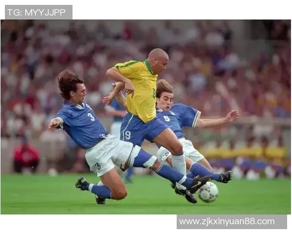 足球巨星生日大盘点 哪些球员同日诞生 揭秘球场外的缘分与巧合